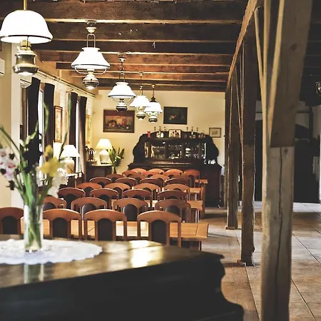 B&B Dworek Tuszkowka W Kaputach Stare Babice