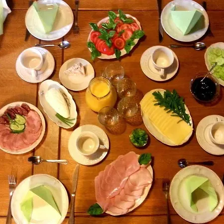 Dworek Tuszkowka W Kaputach B&B