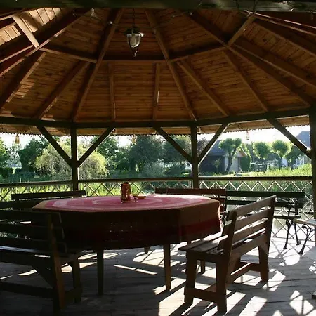 Dworek Tuszkowka W Kaputach Stare Babice